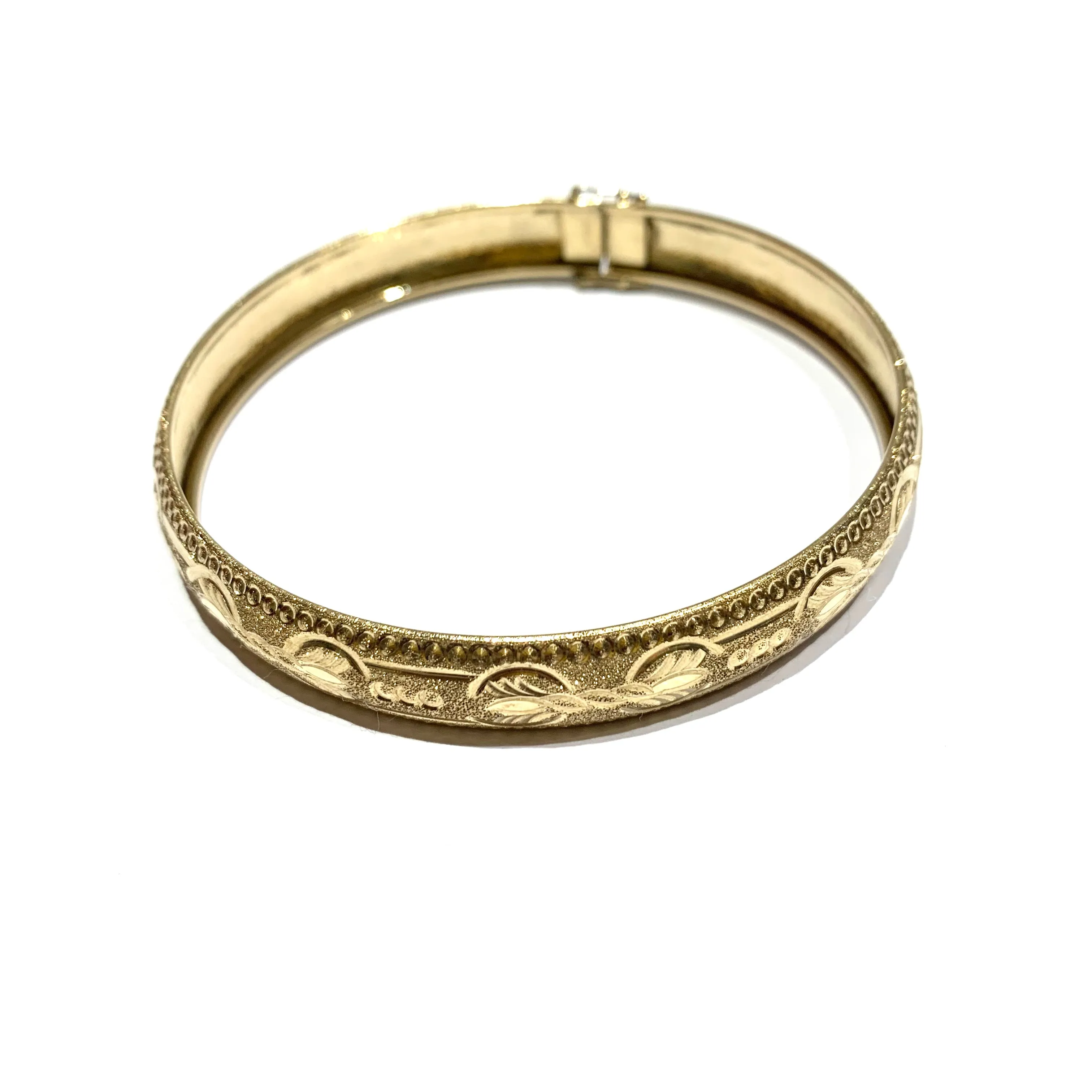 10k Gold Latched Bangle