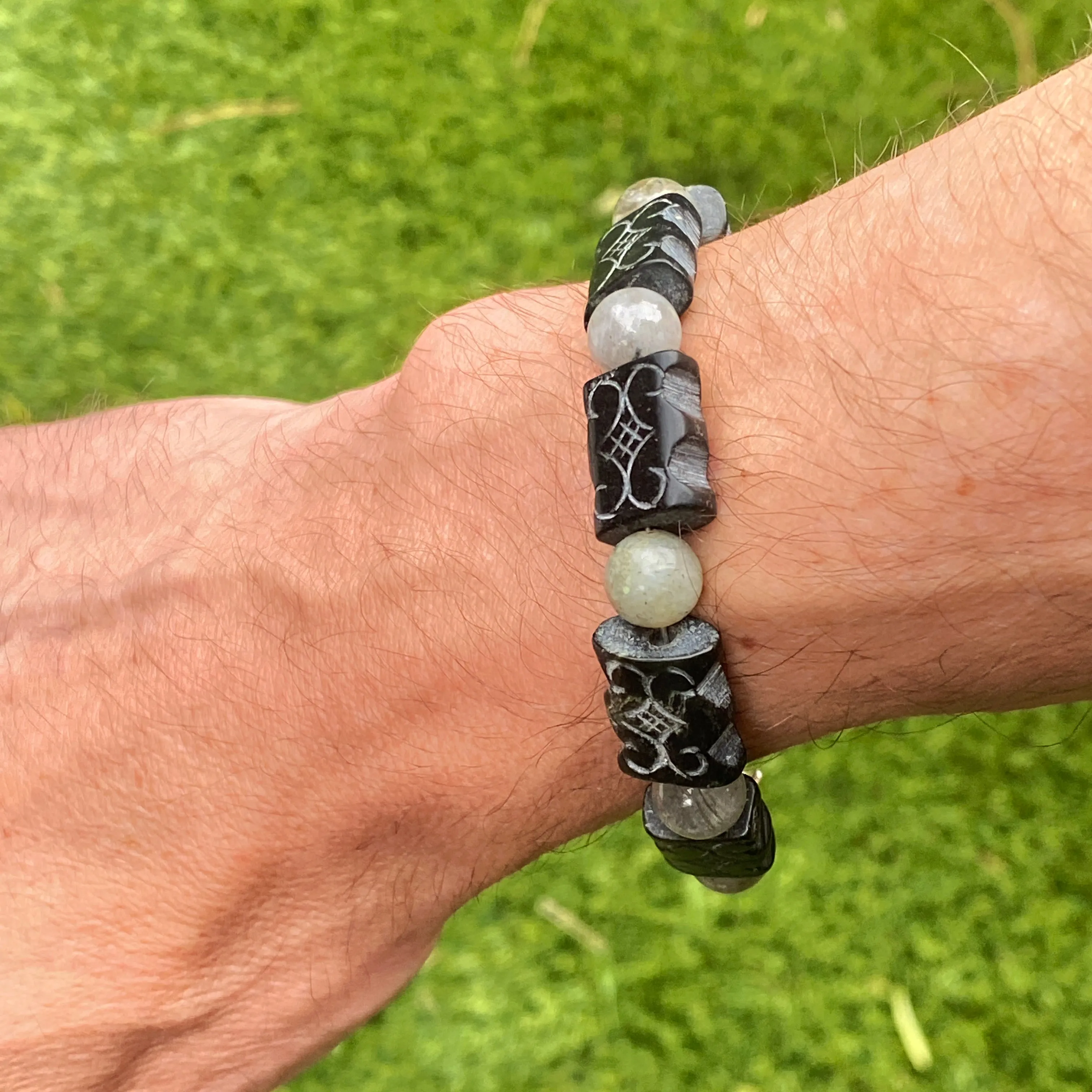 Black old jade and labradorite gemstones with sterling silver clasp bracelet