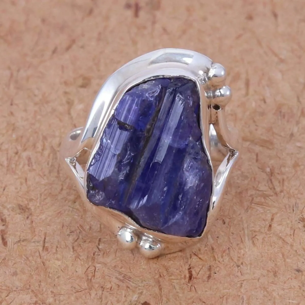 Blue Tanzanite Ring, Raw Stone Tanzanite Gemstone Ring, Handmade 925 Sterling Silver Ring, Tanzanite Rough Stone Men's and Women's Rings