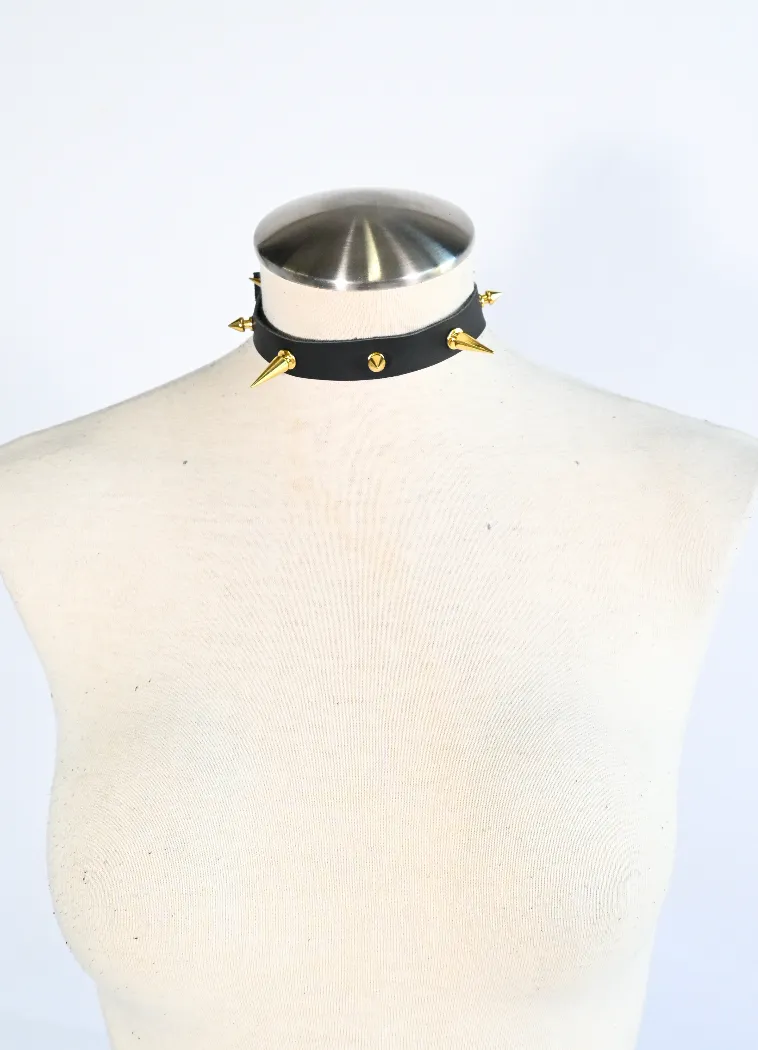 DAN 7:20 Spike Gold Choker