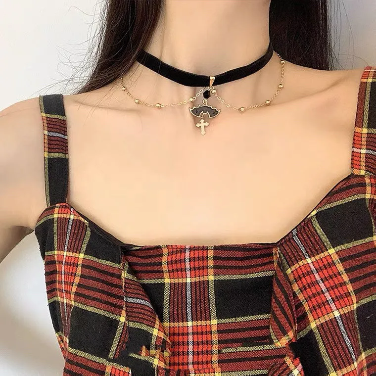 DARK FASHION SWEET AND COOL CHOKER BY70084