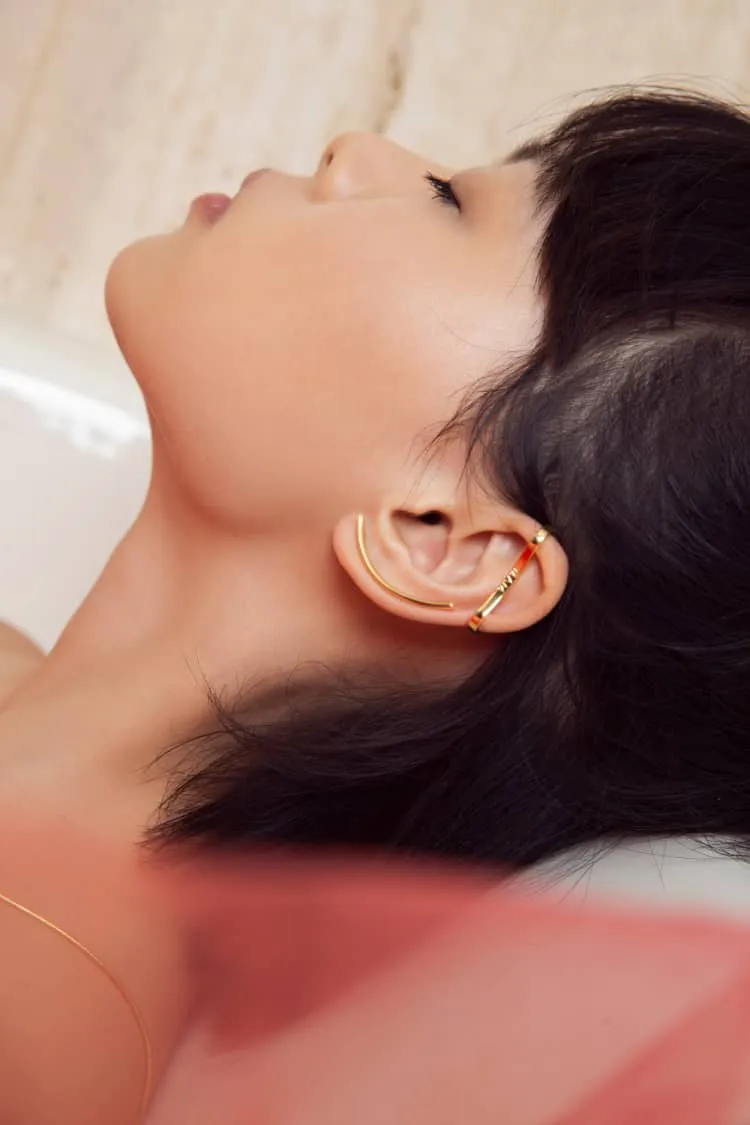 ear-cuff climber in gold