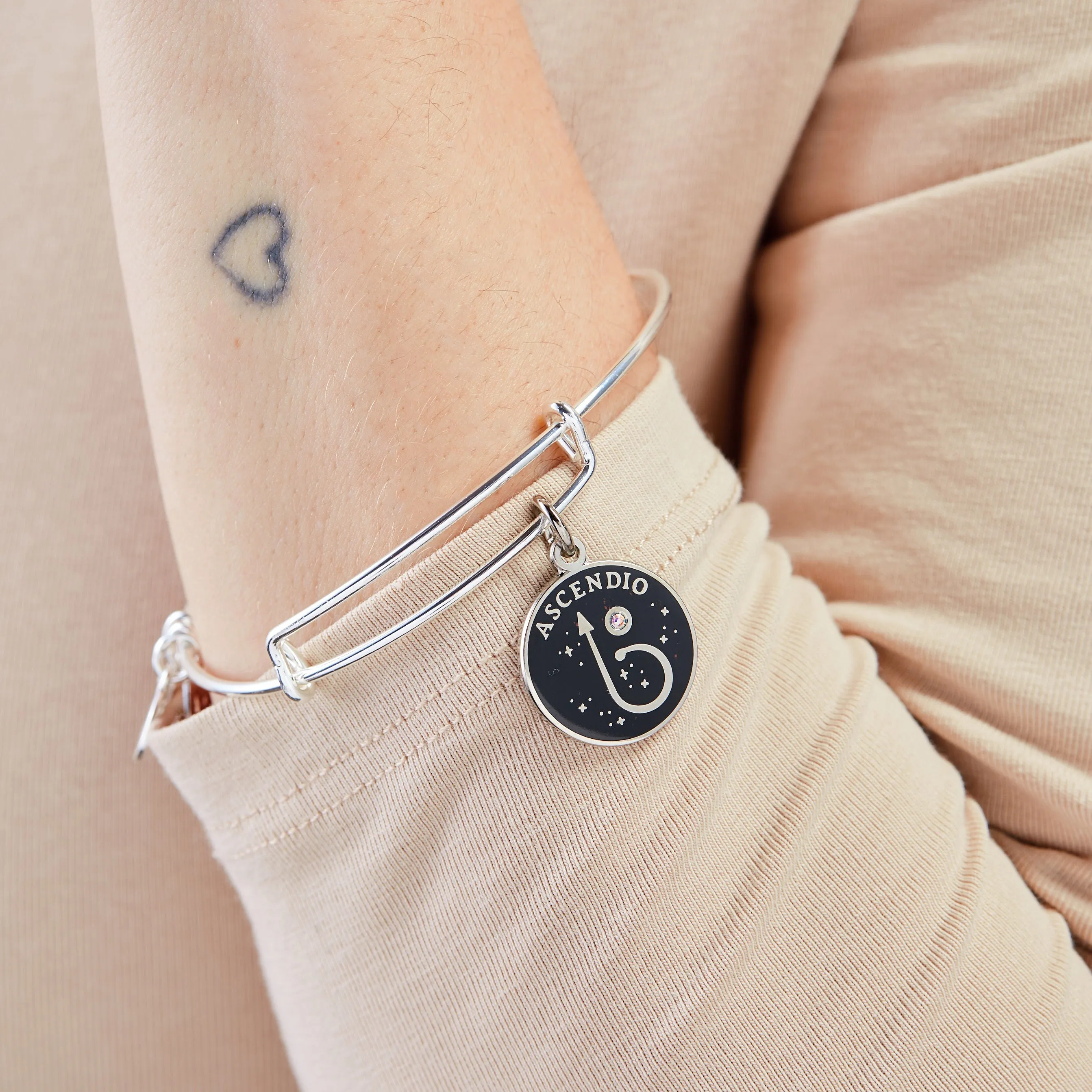 HARRY POTTER 'Ascendio' Charm Bangle Bracelet