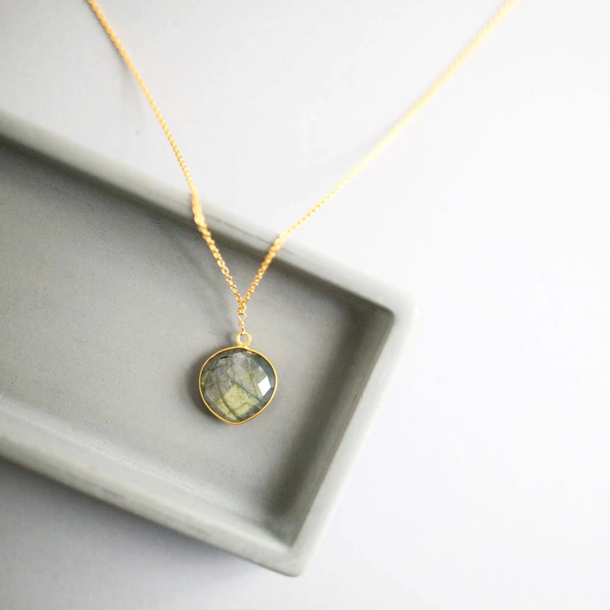 Labradorite Pendant