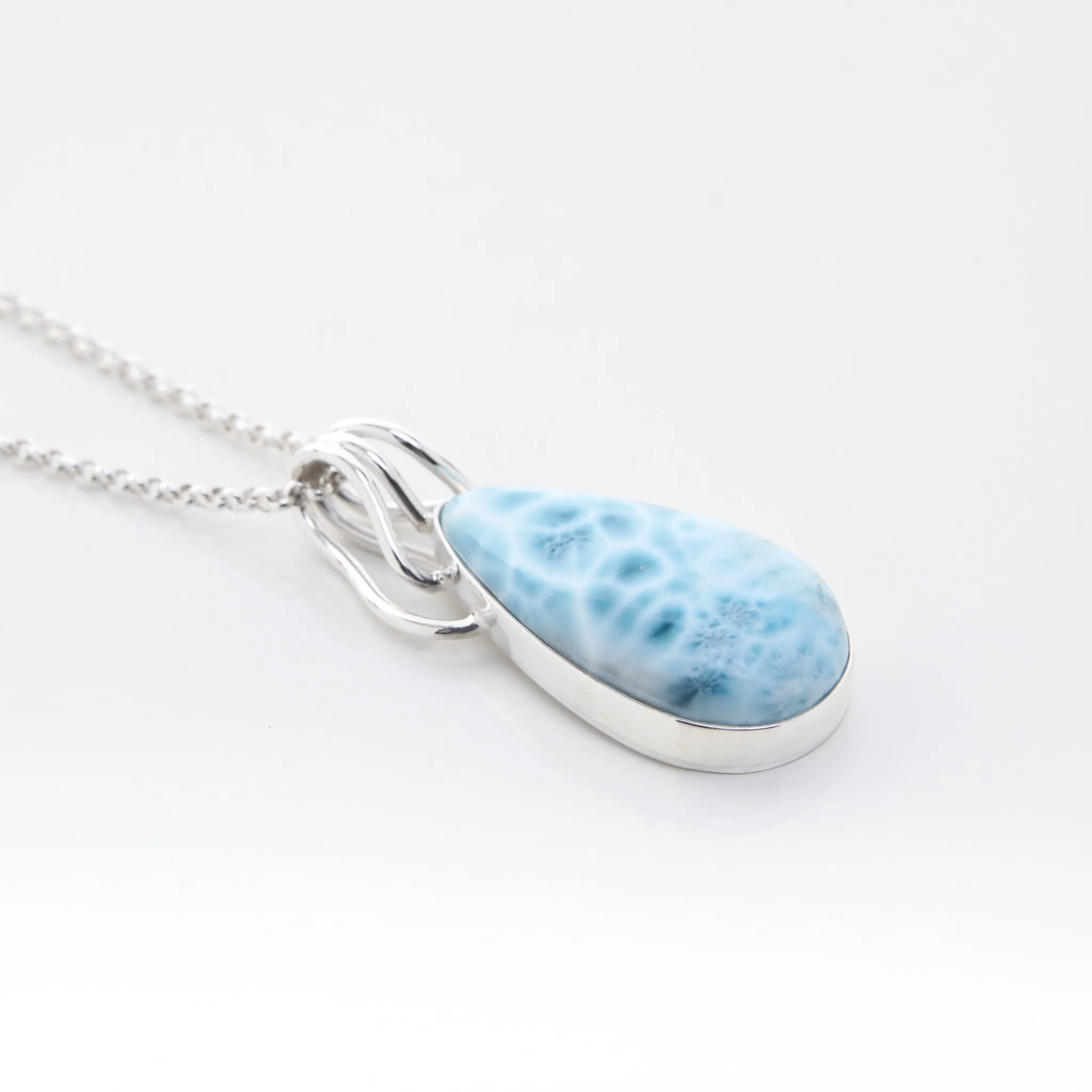 Larimar Pendant Sullivan