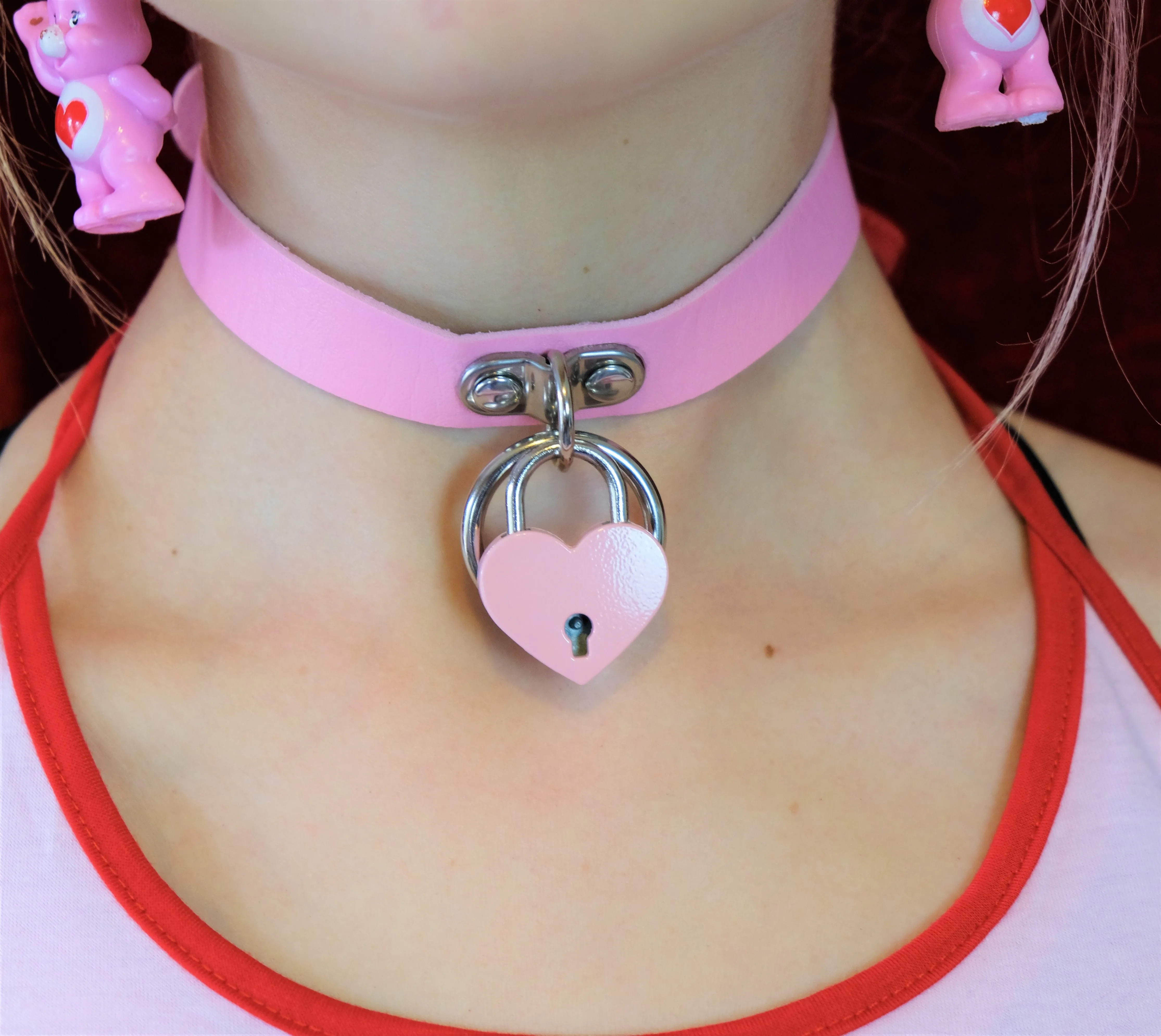 Love Lock Chokers key  necklace ( Red, Blue, Pink)