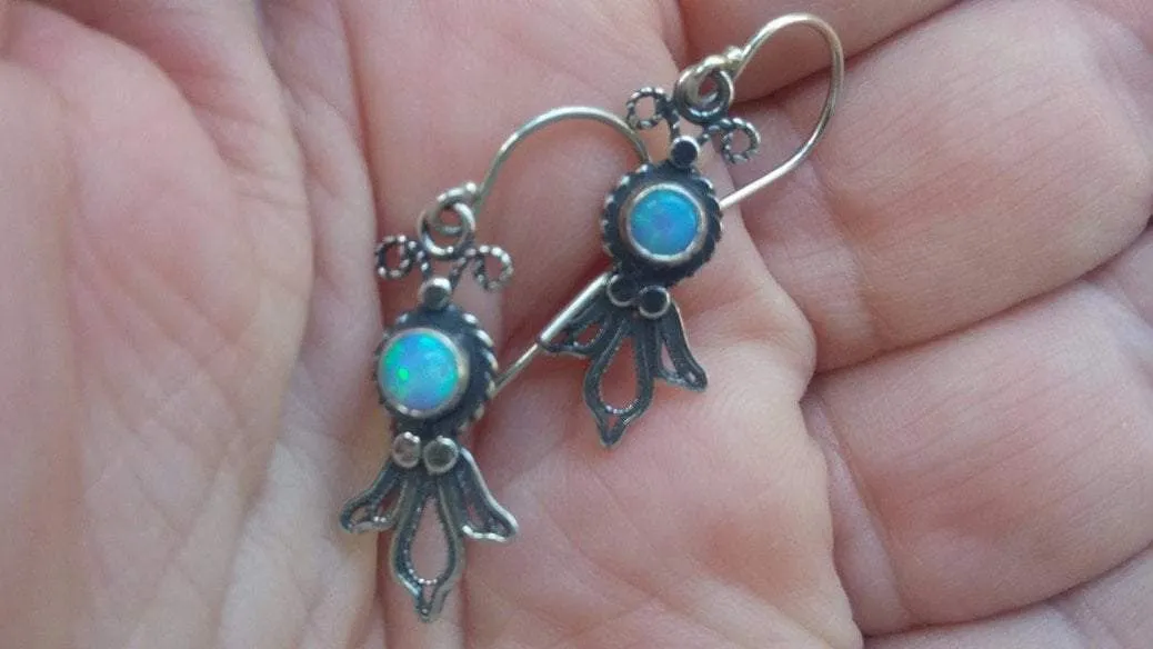 Silver Earrings Delicate Filigree Israeli silver earrings with gemstones.