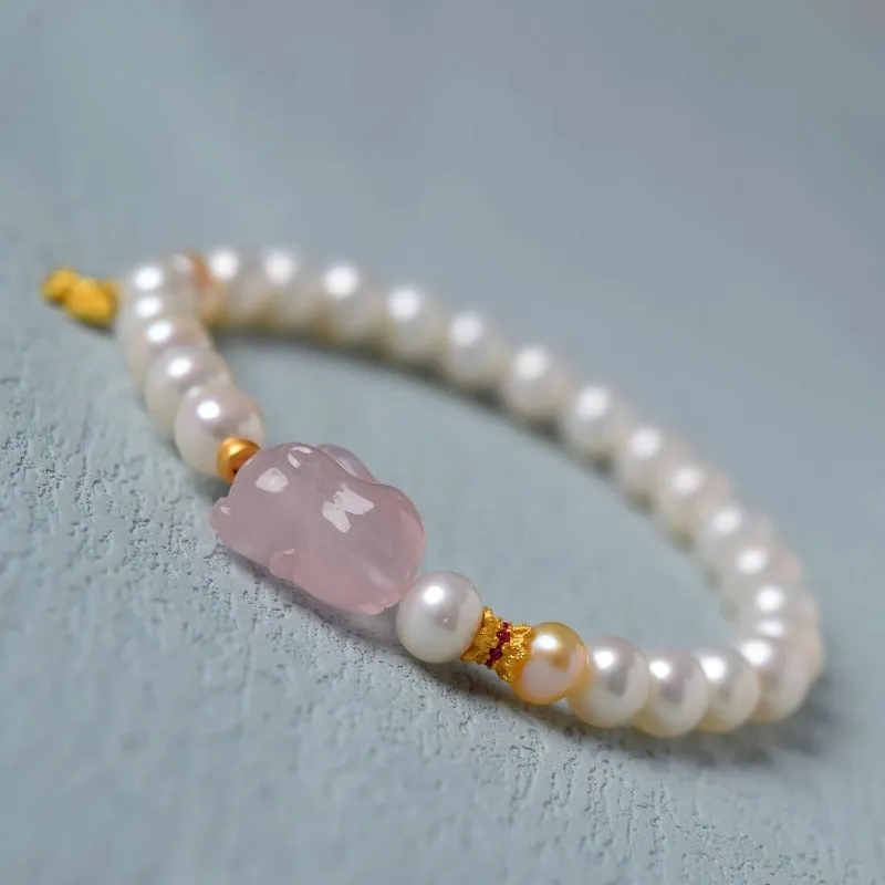 Women's pearl bracelets